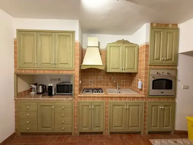 Cucina attrezzata della casa vacanze EtnAmore